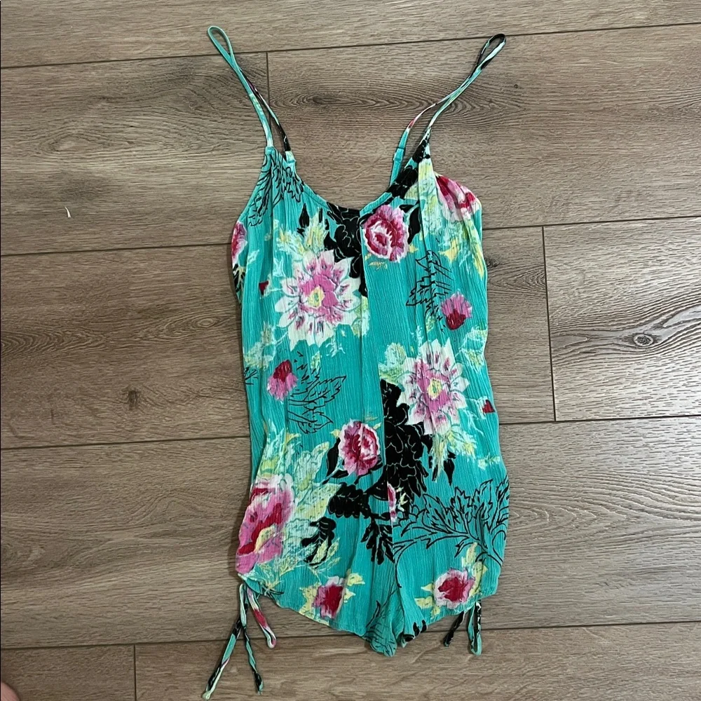 Billabong Beach Coverup - Picture 2 of 6